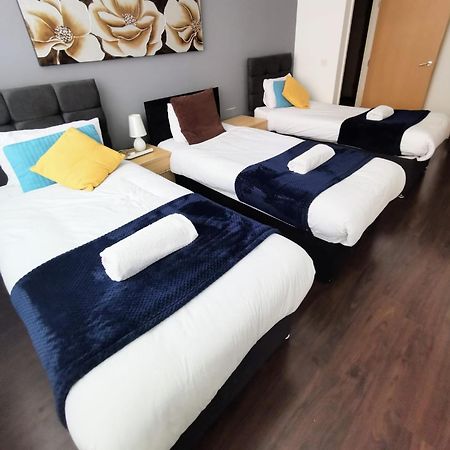 J Quarter - Sleeps 5 Long Term & Families Comfortably, 4 Beds, 2 Bathrooms 버밍엄 외부 사진