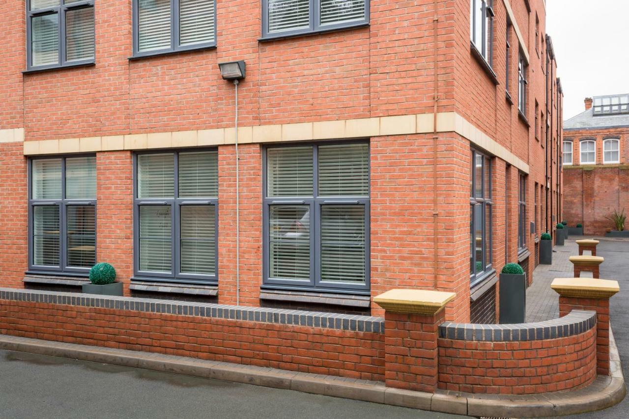 J Quarter - Sleeps 5 Long Term & Families Comfortably, 4 Beds, 2 Bathrooms 버밍엄 외부 사진